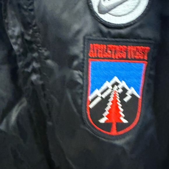 Nike vintage L SATIN ultra rare collectible EXC vintage cond “Athletics West” - Picture 4 of 15